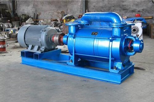 水環真(zhen)空泵車間(jian)